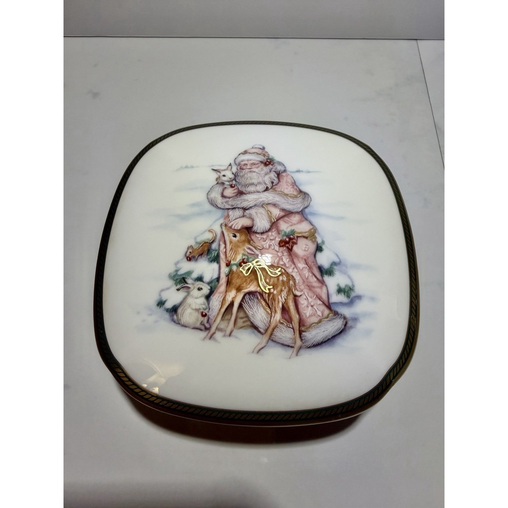 Fitz & Floyd Classic Choices Winter Holiday Lidded Trinket Box Candy Dish 5" - Picture 10 of 10